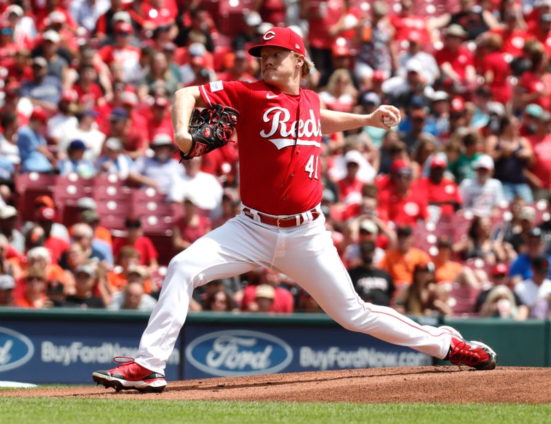 Jul 20, 2023; Cincinnati, Ohio, USA; Cincinnati Reds starting pitcher Andrew Abbott (41) throws against the San Francisco Giants during the first inning at Great American Ball Park. Mandatory Credit: David Kohl-USA TODAY Sports