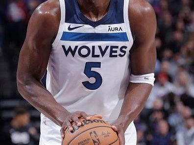 SACRAMENTO, CA - DECEMBER 23: Anthony Edwards #5 of the Minnesota Timberwolves shoots a free throw during the game against the Sacramento Kings on December 23, 2023 at Golden 1 Center in Sacramento, California. NOTE TO USER: User expressly acknowledges and agrees that, by downloading and or using this Photograph, user is consenting to the terms and conditions of the Getty Images License Agreement. Mandatory Copyright Notice: Copyright 2023 NBAE (Photo by Rocky Widner/NBAE via Getty Images)