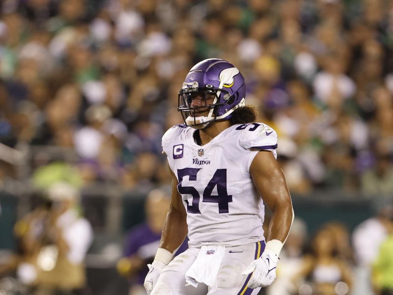 Minnesota Vikings linebacker Eric Kendricks (54) drops in coverage during an NFL football game against the Philadelphia Eagles on Monday, September 19, 2022, in Philadelphia. (AP Photo/Matt Patterson)