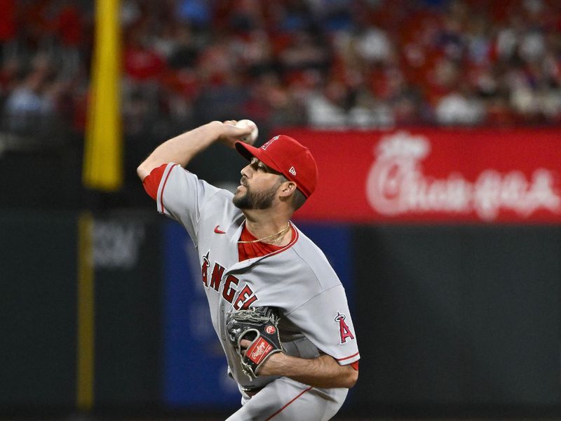 May 3, 2023; St. Louis, Missouri, USA;  Los Angeles Angels relief pitcher Ryan Tepera (52) pitches against the St. Louis Cardinals during the eighth inning at Busch Stadium. Mandatory Credit: Jeff Curry-USA TODAY Sports