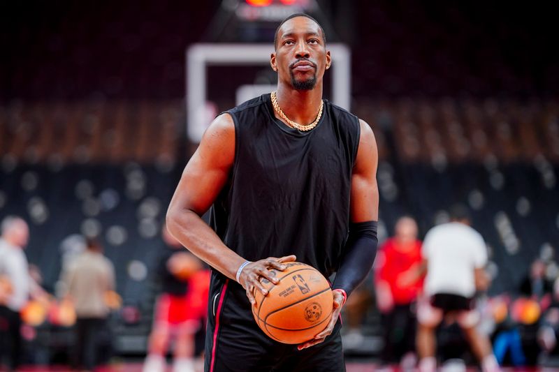 Toronto Raptors Look to Bounce Back Against Miami Heat: Scottie Barnes Emerges as Key Player