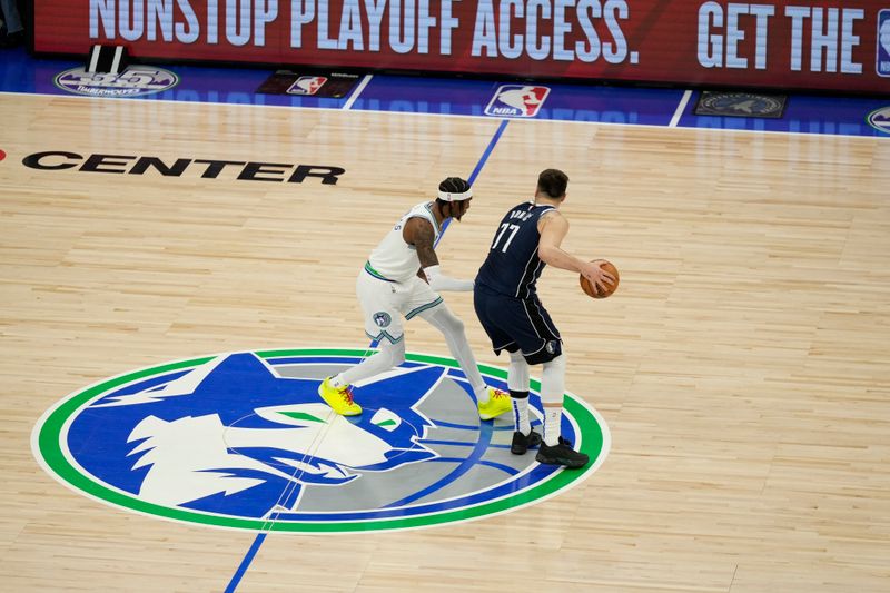 MINNEAPOLIS, MN -  MAY 22: Dwight Powell #7 of the Dallas Mavericks dribbles the ball during the game against the Minnesota Timberwolves during Game 1 of the Western Conference Finals of the 2024 NBA Playoffs on January 1, 2024 at Target Center in Minneapolis, Minnesota. NOTE TO USER: User expressly acknowledges and agrees that, by downloading and or using this Photograph, user is consenting to the terms and conditions of the Getty Images License Agreement. Mandatory Copyright Notice: Copyright 2024 NBAE (Photo by Jordan Johnson/NBAE via Getty Images)
