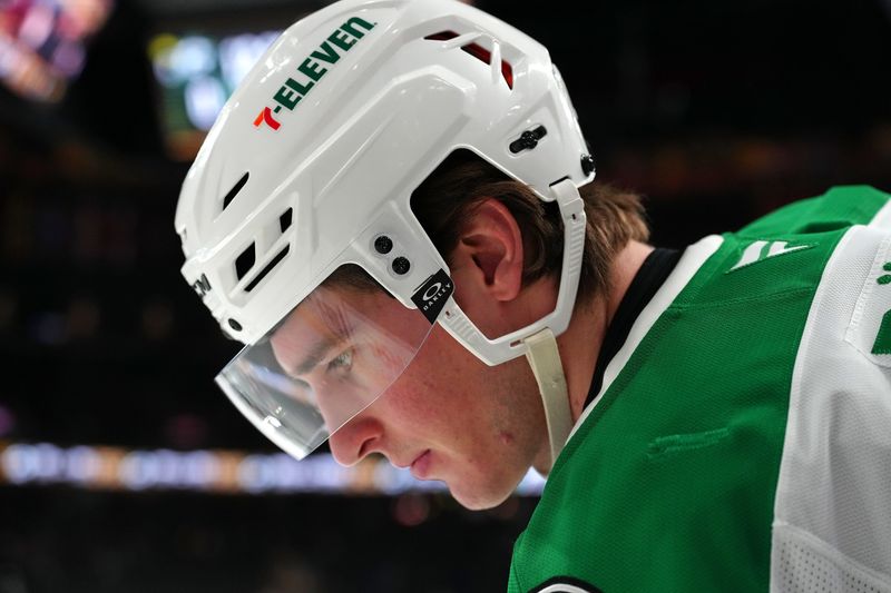 Jan 28, 2025; Las Vegas, Nevada, USA; Dallas Stars center Oskar Bäck (10) warms up before a game against the Vegas Golden Knights at T-Mobile Arena. Mandatory Credit: Stephen R. Sylvanie-Imagn Images