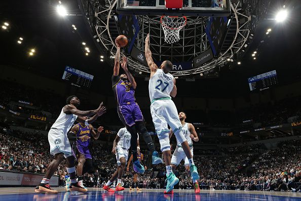 MINNEAPOLIS, MN -  DECEMBER 30: Anthony Davis #3 of the Los Angeles Lakers drives to the basket during the game against the Minnesota Timberwolves on December 30, 2023 at Target Center in Minneapolis, Minnesota. NOTE TO USER: User expressly acknowledges and agrees that, by downloading and or using this Photograph, user is consenting to the terms and conditions of the Getty Images License Agreement. Mandatory Copyright Notice: Copyright 2023 NBAE (Photo by David Sherman/NBAE via Getty Images)