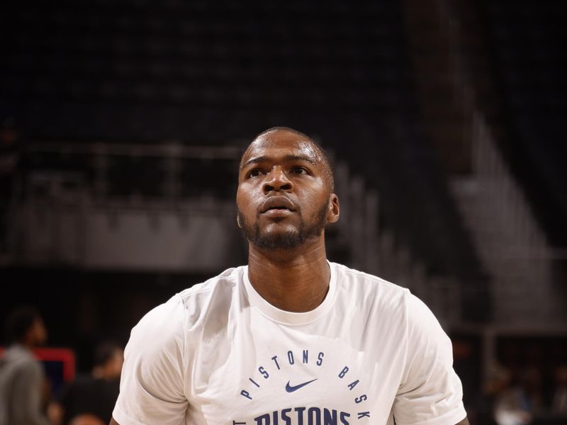 DETROIT, MI - NOVEMBER 10: Paul Reed #7 of the Detroit Pistons warms up before the game against the Houston Rockets on November 10, 2024 at Little Caesars Arena in Detroit, Michigan. NOTE TO USER: User expressly acknowledges and agrees that, by downloading and/or using this photograph, User is consenting to the terms and conditions of the Getty Images License Agreement. Mandatory Copyright Notice: Copyright 2024 NBAE (Photo by Brian Sevald/NBAE via Getty Images)