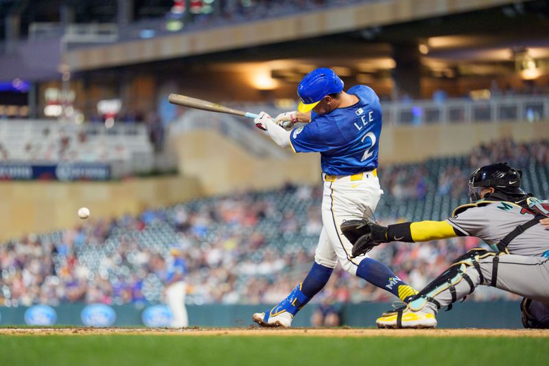 Twins' Ninth-Inning Surge Overcomes Diamondbacks at Target Field