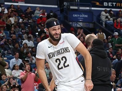 NEW ORLEANS, LA - NOVEMBER 2: Larry Nance Jr. #22 of the New Orleans Pelicans smiles during the game against the Detroit Pistons on November 2, 2023 at the Smoothie King Center in New Orleans, Louisiana. NOTE TO USER: User expressly acknowledges and agrees that, by downloading and or using this Photograph, user is consenting to the terms and conditions of the Getty Images License Agreement. Mandatory Copyright Notice: Copyright 2023 NBAE (Photo by Layne Murdoch Jr./NBAE via Getty Images)