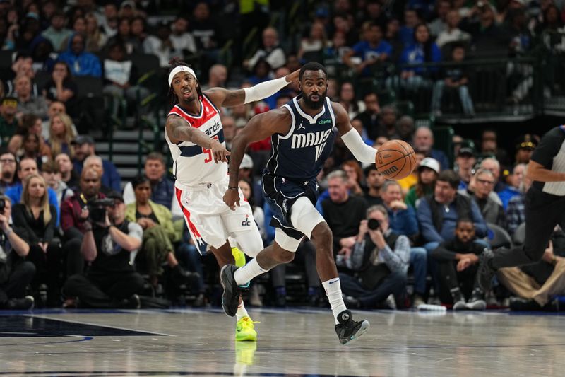 DALLAS, TX - FEBRUARY 12: Tim Hardaway Jr. #10 of the Dallas Mavericks handles the ball during the game against the Washington Wizards on February 12, 2024 at the American Airlines Center in Dallas, Texas. NOTE TO USER: User expressly acknowledges and agrees that, by downloading and or using this photograph, User is consenting to the terms and conditions of the Getty Images License Agreement. Mandatory Copyright Notice: Copyright 2024 NBAE (Photo by Glenn James/NBAE via Getty Images)