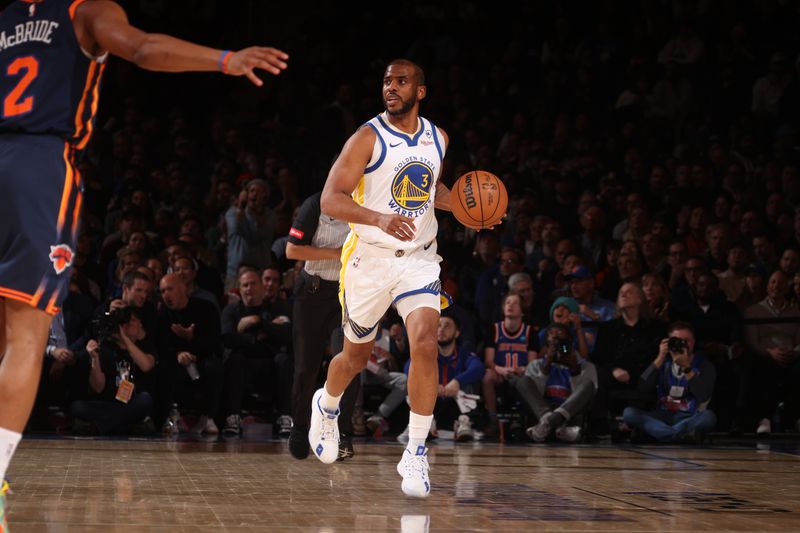 NEW YORK, NY - FEBRUARY 29: Chris Paul #3 of the Golden State Warriors dribbles the ball during the game against the New York Knicks on January 29, 2024 at Madison Square Garden in New York City, New York.  NOTE TO USER: User expressly acknowledges and agrees that, by downloading and or using this photograph, User is consenting to the terms and conditions of the Getty Images License Agreement. Mandatory Copyright Notice: Copyright 2024 NBAE  (Photo by Nathaniel S. Butler/NBAE via Getty Images)