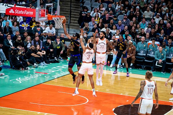 SAN ANTONIO, TX - DECEMBER 15:  Rui Hachimura #28 of the Los Angeles Lakers goes to the basket during the game on December 15, 2023 at the Frost Bank Center in San Antonio, Texas. NOTE TO USER: User expressly acknowledges and agrees that, by downloading and or using this photograph, user is consenting to the terms and conditions of the Getty Images License Agreement. Mandatory Copyright Notice: Copyright 2023 NBAE (Photos by Tyler Ross/NBAE via Getty Images)