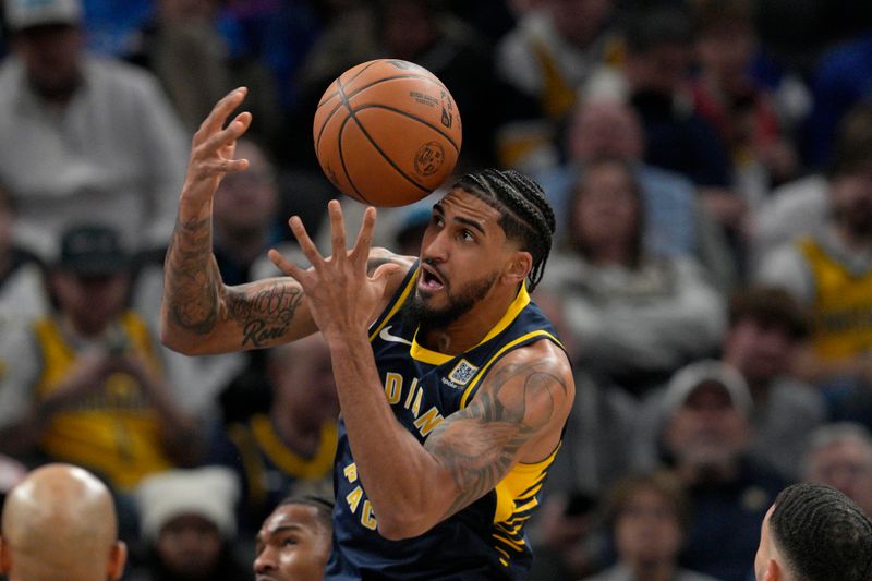 INDIANAPOLIS, INDIANA - JANUARY 08: Obi Toppin #1 of the Indiana Pacers chases a loose ball during an NBA basketball game against the Chicago Bulls at Gainbridge Fieldhouse on January 08, 2025 in Indianapolis, Indiana. NOTE TO USER: User expressly acknowledges and agrees that, by downloading and or using this Photograph, user is consenting to the terms and conditions of the Getty Images License Agreement. (Photo by Jeff Dean/Getty Images)