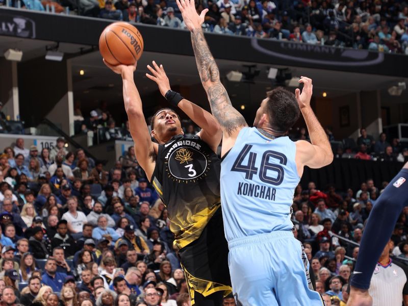 MEMPHIS, TN - MARCH 18: Jordan Poole #3 of the Golden State Warriors shoots the ball during the game against the Memphis Grizzlies on March 18, 2023 at FedExForum in Memphis, Tennessee. NOTE TO USER: User expressly acknowledges and agrees that, by downloading and or using this photograph, User is consenting to the terms and conditions of the Getty Images License Agreement. Mandatory Copyright Notice: Copyright 2023 NBAE (Photo by Joe Murphy/NBAE via Getty Images)