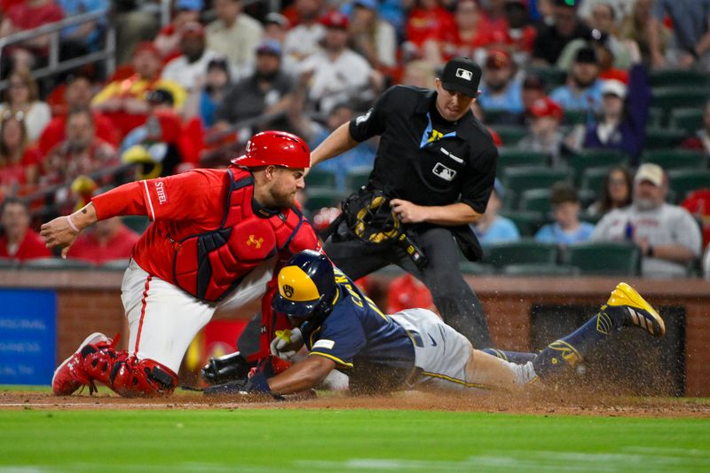 Brewers' Strategic Pitching Faces Cardinals' Offense at American Family Field