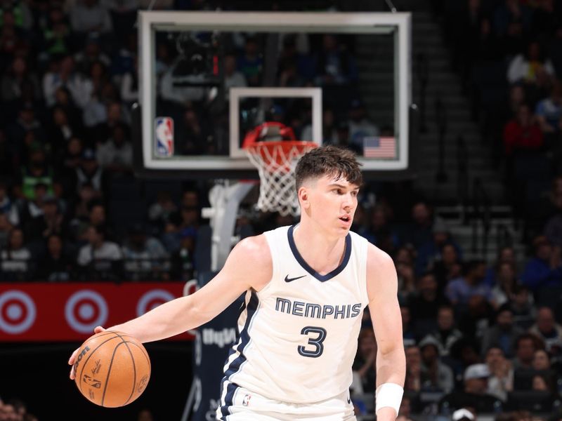 MINNEAPOLIS, MN -  FEBRUARY 28: Jake LaRavia #3 of the Memphis Grizzlies goes to the basket during the game on February 28, 2024 at Target Center in Minneapolis, Minnesota. NOTE TO USER: User expressly acknowledges and agrees that, by downloading and or using this Photograph, user is consenting to the terms and conditions of the Getty Images License Agreement. Mandatory Copyright Notice: Copyright 2024 NBAE (Photo by David Sherman/NBAE via Getty Images)