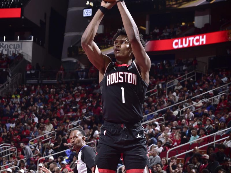 HOUSTON, TX - NOVEMBER 15: Amen Thompson #1 of the Houston Rockets shoots a three point basket during the game against the LA Clippers during the Emirates NBA Cup game on November 15, 2024 at the Toyota Center in Houston, Texas. NOTE TO USER: User expressly acknowledges and agrees that, by downloading and or using this photograph, User is consenting to the terms and conditions of the Getty Images License Agreement. Mandatory Copyright Notice: Copyright 2024 NBAE (Photo by Logan Riely/NBAE via Getty Images)