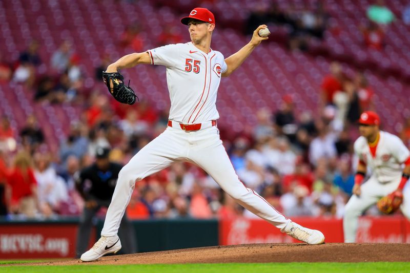 Sep 17, 2024; Cincinnati, Ohio, USA; Cincinnati Reds starting pitcher Brandon Williamson (55) pitches against the Atlanta Braves in the first inning at Great American Ball Park. Mandatory Credit: Katie Stratman-Imagn Images