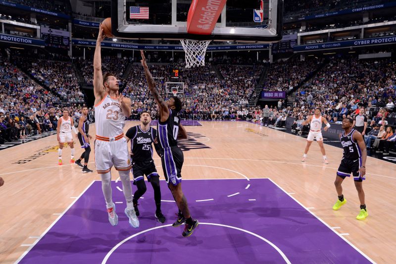 SACRAMENTO, CA - FEBRUARY 22: Zach Collins #23 of the San Antonio Spurs shoots the ball during the game against the Sacramento Kings on February 22, 2024 at Golden 1 Center in Sacramento, California. NOTE TO USER: User expressly acknowledges and agrees that, by downloading and or using this Photograph, user is consenting to the terms and conditions of the Getty Images License Agreement. Mandatory Copyright Notice: Copyright 2023 NBAE (Photo by Rocky Widner/NBAE via Getty Images)