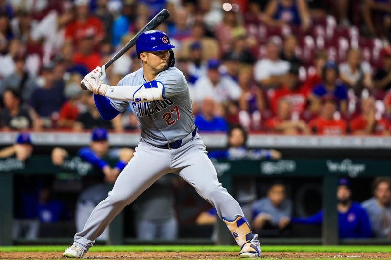 Jul 29, 2024; Cincinnati, Ohio, USA; Chicago Cubs outfielder Seiya Suzuki (27) at bat in the ninth inning against the Cincinnati Reds at Great American Ball Park. Mandatory Credit: Katie Stratman-USA TODAY Sports