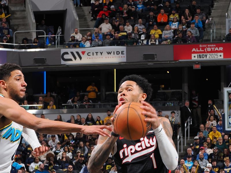 INDIANAPOLIS, IN - NOVEMBER 27: Anfernee Simons #1 of the Portland Trail Blazers drives to the basket during the game against the Indiana Pacers on November 27, 2024 at Gainbridge Fieldhouse in Indianapolis, Indiana. NOTE TO USER: User expressly acknowledges and agrees that, by downloading and or using this Photograph, user is consenting to the terms and conditions of the Getty Images License Agreement. Mandatory Copyright Notice: Copyright 2024 NBAE (Photo by Ron Hoskins/NBAE via Getty Images)