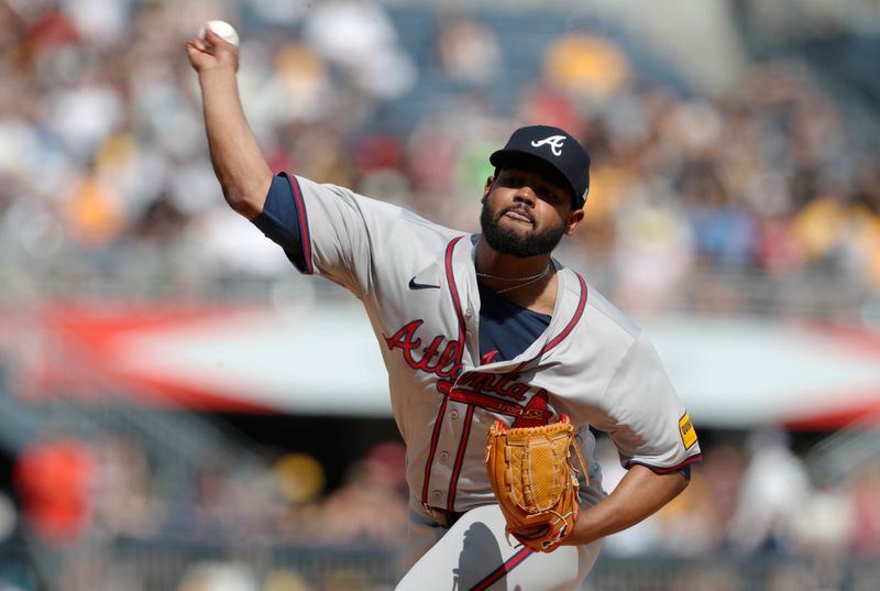 May 25, 2024; Pittsburgh, Pennsylvania, USA;  Atlanta Braves starting Reynaldo López (40) delivers a pitch against the Pittsburgh Pirates during the first inning  at PNC Park. Mandatory Credit: Charles LeClaire-USA TODAY Sports