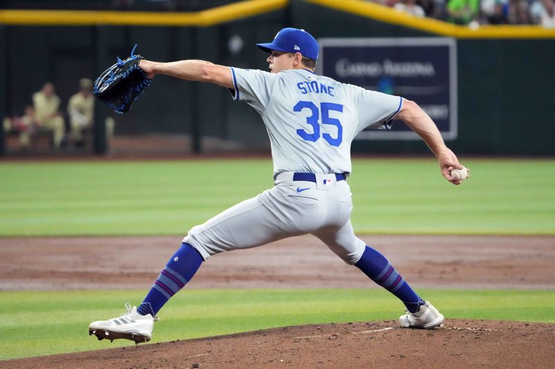 Aug 31, 2024; Phoenix, Arizona, USA; Los Angeles Dodgers pitcher Gavin Stone (35) pitches against the Arizona Diamondbacks during the first inning at Chase Field. Mandatory Credit: Joe Camporeale-USA TODAY Sports
