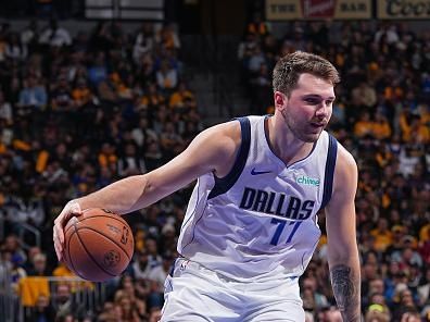 Mavericks Narrowly Outpaced by Kings in High-Scoring Affair at American Airlines Center