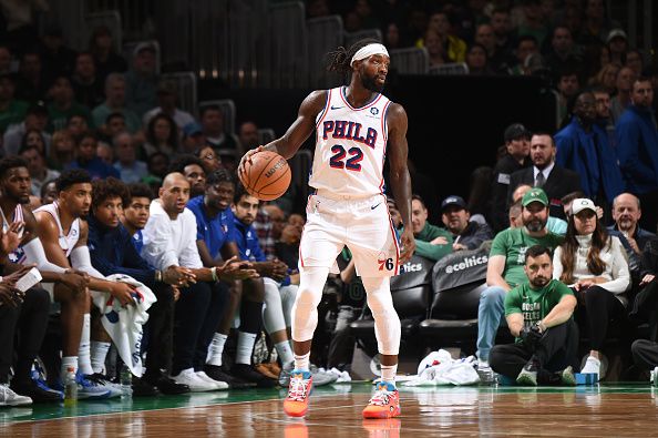 Philadelphia 76ers' Edgecombe Shines, But New York Knicks Dominate at Etihad Arena