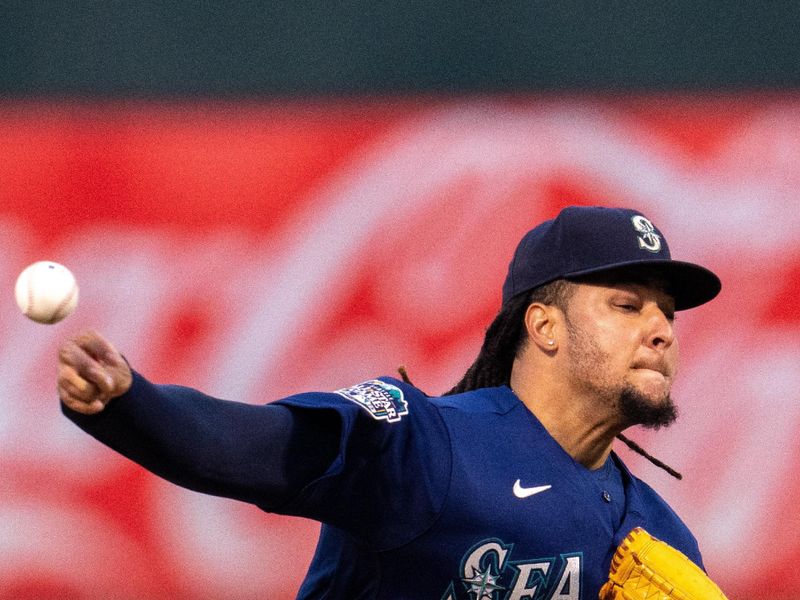 Sep 19, 2023; Oakland, California, USA; Seattle Mariners starting pitcher Luis Castillo (58) delivers a pitch against the Oakland Athletics during the first inning at Oakland-Alameda County Coliseum. Mandatory Credit: Neville E. Guard-USA TODAY Sports