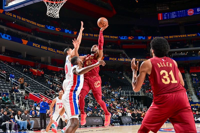 DETROIT, MI - OCTOBER 16: Donovan Mitchell #45 of the Cleveland Cavaliers shoots the ball during the game on October 16, 2024 at Little Caesars Arena in Detroit, Michigan. NOTE TO USER: User expressly acknowledges and agrees that, by downloading and/or using this photograph, User is consenting to the terms and conditions of the Getty Images License Agreement. Mandatory Copyright Notice: Copyright 2024 NBAE (Photo by Chris Schwegler/NBAE via Getty Images)