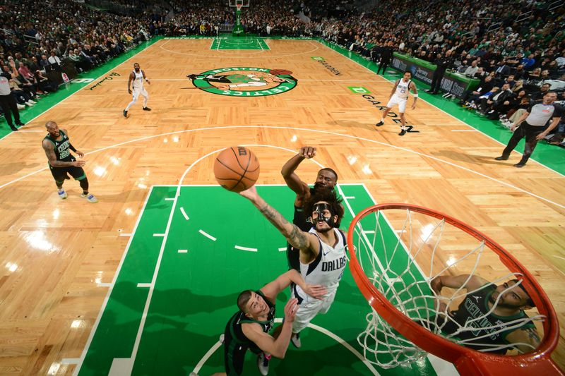 BOSTON, MA - MARCH 1: Dereck Lively II #2 of the Dallas Mavericks drives to the basket during the game against the Boston Celtics on March 1, 2024 at the TD Garden in Boston, Massachusetts. NOTE TO USER: User expressly acknowledges and agrees that, by downloading and or using this photograph, User is consenting to the terms and conditions of the Getty Images License Agreement. Mandatory Copyright Notice: Copyright 2024 NBAE  (Photo by Brian Babineau/NBAE via Getty Images)