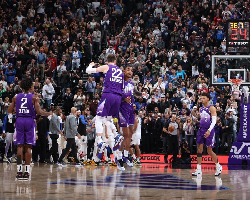 SALT LAKE CITY, UT - NOVEMBER 14: John Collins #20 of the Utah Jazz celebrates during the game against the Dallas Mavericks on November 14, 2024 at Delta Center in Salt Lake City, Utah. NOTE TO USER: User expressly acknowledges and agrees that, by downloading and or using this Photograph, User is consenting to the terms and conditions of the Getty Images License Agreement. Mandatory Copyright Notice: Copyright 2024 NBAE (Photo by Melissa Majchrzak/NBAE via Getty Images)