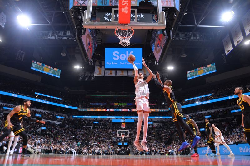 Golden State Warriors and San Antonio Spurs: Frost Bank Center Showdown