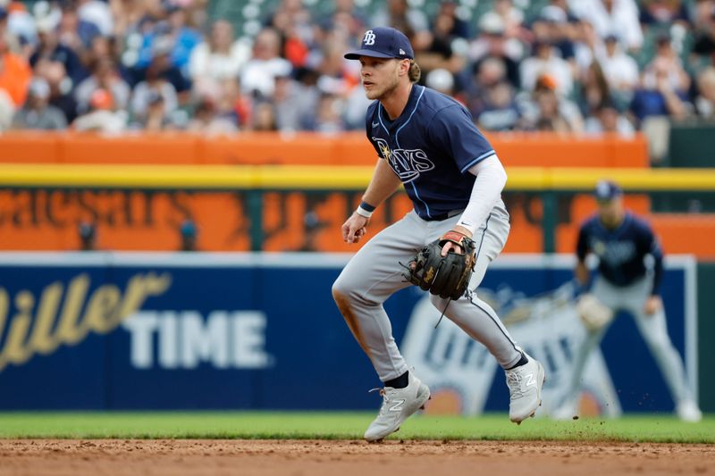 Sep 26, 2024; Detroit, Michigan, USA;  Tampa Bay Rays shortstop Taylor Walls (6) in the field in the third inning against the Detroit Tigers at Comerica Park. Mandatory Credit: Rick Osentoski-Imagn Images