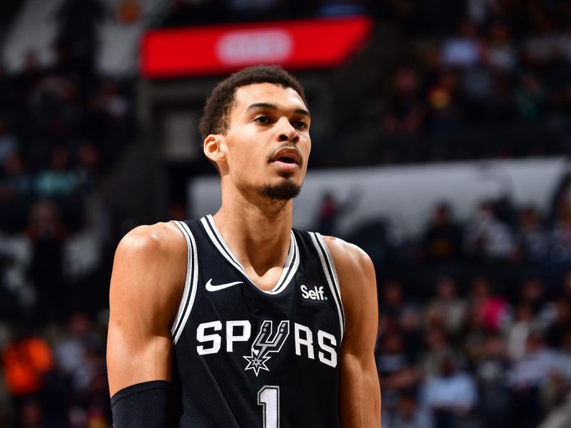 San Antonio Spurs Surge to Confront New Orleans Pelicans