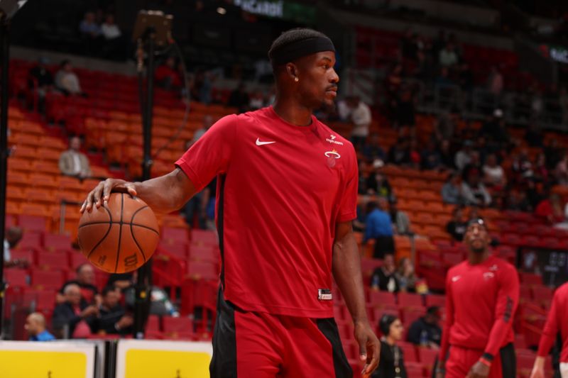 MIAMI, FL - JANUARY 31: Jimmy Butler #22 of the Miami Heat warms up before the game against the Sacramento Kings on January 31, 2024 at Kaseya Center in Miami, Florida. NOTE TO USER: User expressly acknowledges and agrees that, by downloading and or using this Photograph, user is consenting to the terms and conditions of the Getty Images License Agreement. Mandatory Copyright Notice: Copyright 2024 NBAE (Photo by Issac Baldizon/NBAE via Getty Images)