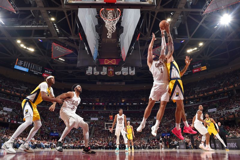 CLEVELAND, OH - MAY 4: Max Strus #1 of the Cleveland Cavaliers fights for the rebound during the game against the Indiana Pacers during Round 2 Game 1 of the 2025 NBA Playoffs on May 4, 2025 at Rocket Arena in Cleveland, Ohio. NOTE TO USER: User expressly acknowledges and agrees that, by downloading and/or using this Photograph, user is consenting to the terms and conditions of the Getty Images License Agreement. Mandatory Copyright Notice: Copyright 2025 NBAE (Photo by David Liam Kyle/NBAE via Getty Images)