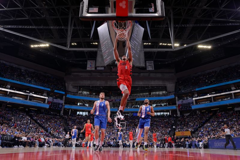 SACRAMENTO, CA - APRIL 14:  Kris Murray #8 of the Portland Trail Blazers goes to the basket during the game on April 14, 2024 at Golden 1 Center in Sacramento, California. NOTE TO USER: User expressly acknowledges and agrees that, by downloading and or using this Photograph, user is consenting to the terms and conditions of the Getty Images License Agreement. Mandatory Copyright Notice: Copyright 2024 NBAE (Photo by Rocky Widner/NBAE via Getty Images)