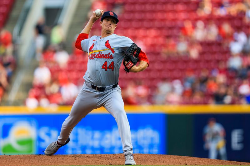 Aug 14, 2024; Cincinnati, Ohio, USA; St. Louis Cardinals starting pitcher Kyle Gibson (44) pitches against the Cincinnati Reds in the first inning at Great American Ball Park. Mandatory Credit: Katie Stratman-USA TODAY Sports