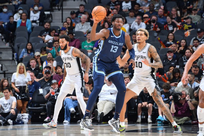 SAN ANTONIO, TX - MARCH 22  Jaren Jackson Jr. #13 of the Memphis Grizzlies handles the ball during the game against the San Antonio Spurs on March 22, 2024 at the Frost Bank Center in San Antonio, Texas. NOTE TO USER: User expressly acknowledges and agrees that, by downloading and or using this photograph, user is consenting to the terms and conditions of the Getty Images License Agreement. Mandatory Copyright Notice: Copyright 2024 NBAE (Photos by Michael Gonzales/NBAE via Getty Images)