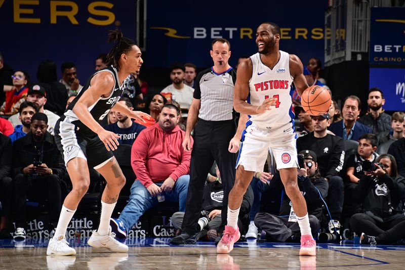 DETROIT, MI - JANUARY 10: Alec Burks #14 of the Detroit Pistons handles the ball during the game against the San Antonio Spurs on January 10, 2024 at Little Caesars Arena in Detroit, Michigan. NOTE TO USER: User expressly acknowledges and agrees that, by downloading and/or using this photograph, User is consenting to the terms and conditions of the Getty Images License Agreement. Mandatory Copyright Notice: Copyright 2024 NBAE (Photo by Chris Schwegler/NBAE via Getty Images)