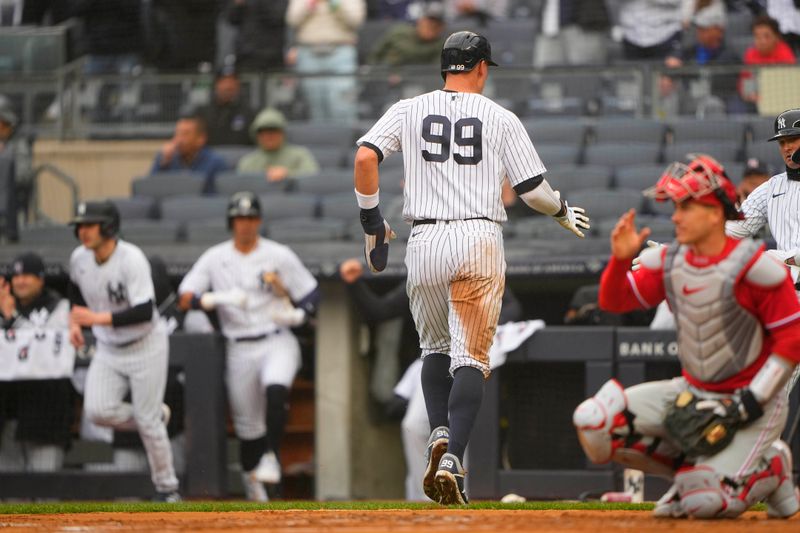 Yankees vs Phillies: Aaron Judge's Stellar Performance to Shine