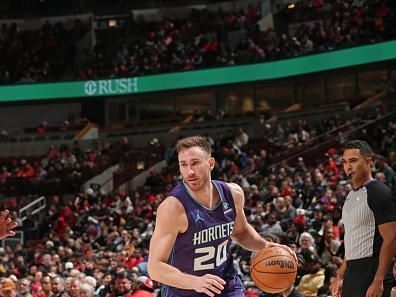 CHICAGO, IL - DECEMBER 6: Gordon Hayward #20 of the Charlotte Hornets dribbles the ball during the game against the Chicago Bulls on December 6, 2023 at the United Center in Chicago, Illinois. NOTE TO USER: User expressly acknowledges and agrees that, by downloading and or using this Photograph, user is consenting to the terms and conditions of the Getty Images License Agreement. Mandatory Copyright Notice: Copyright 2023 NBAE (Photo by Gary Dineen/NBAE via Getty Images).