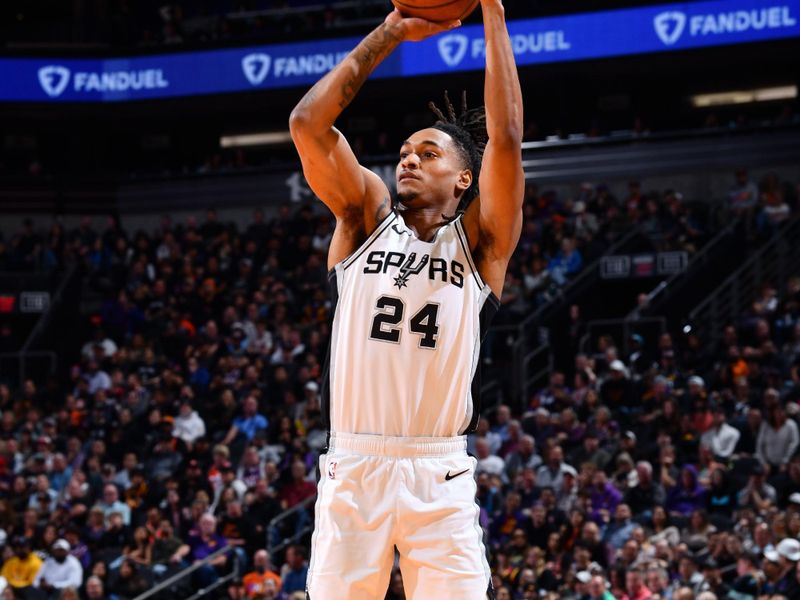Phoenix Suns vs San Antonio Spurs: Spotlight on Devin Booker's Scoring Prowess
