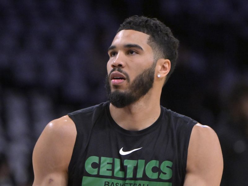 LOS ANGELES, CALIFORNIA - DECEMBER 25: Jayson Tatum #0 of the Boston Celtics warms up prior to the game against the Los Angeles Lakers at Crypto.com Arena on December 25, 2023 in Los Angeles, California.  NOTE TO USER: User expressly acknowledges and agrees that, by downloading and or using this photograph, User is consenting to the terms and conditions of the Getty Images License Agreement.(Photo by Jayne Kamin-Oncea/Getty Images)