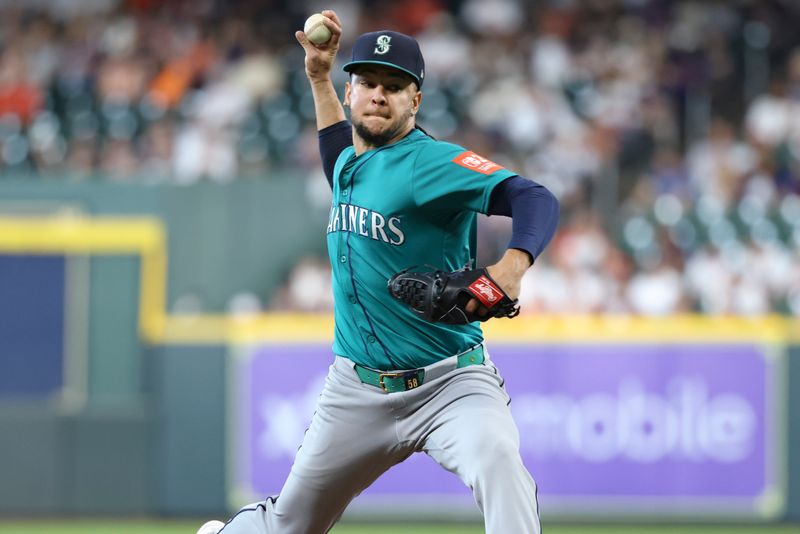 May 25, 2025; Houston, Texas, USA; Seattle Mariners starting pitcher Luis Castillo (58) delivers a pitch during the third inning against the Houston Astros at Daikin Park. Mandatory Credit: Troy Taormina-Imagn Images