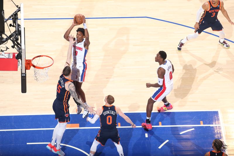 NEW YORK, NY - FEBRUARY 26: Ausar Thompson #9 of the Detroit Pistons drives to the basket during the game against the New York Knicks on February 26, 2024 at Madison Square Garden in New York City, New York.  NOTE TO USER: User expressly acknowledges and agrees that, by downloading and or using this photograph, User is consenting to the terms and conditions of the Getty Images License Agreement. Mandatory Copyright Notice: Copyright 2024 NBAE  (Photo by Nathaniel S. Butler/NBAE via Getty Images)