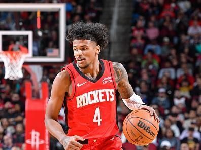 HOUSTON, TX - DECEMBER 11: Jalen Green #4 of the Houston Rockets handles the ball during the game against the San Antonio Spurs on December 11, 2023 at the Toyota Center in Houston, Texas. NOTE TO USER: User expressly acknowledges and agrees that, by downloading and or using this photograph, User is consenting to the terms and conditions of the Getty Images License Agreement. Mandatory Copyright Notice: Copyright 2023 NBAE (Photo by Logan Riely/NBAE via Getty Images)