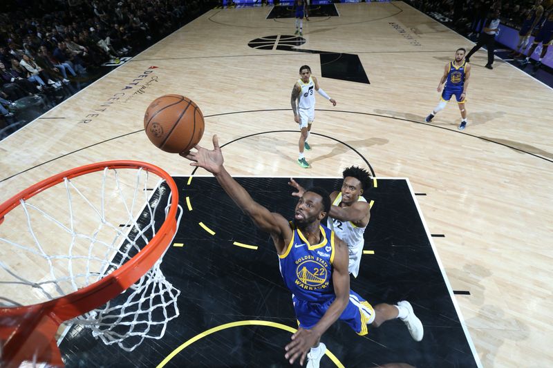 SALT LAKE CITY, UT - FEBRUARY 15: Andrew Wiggins #22 of the Golden State Warriors shoots the ball during the game against the Utah Jazz on February 15, 2024 at Delta Center in Salt Lake City, Utah. NOTE TO USER: User expressly acknowledges and agrees that, by downloading and or using this Photograph, User is consenting to the terms and conditions of the Getty Images License Agreement. Mandatory Copyright Notice: Copyright 2024 NBAE (Photo by Melissa Majchrzak/NBAE via Getty Images)