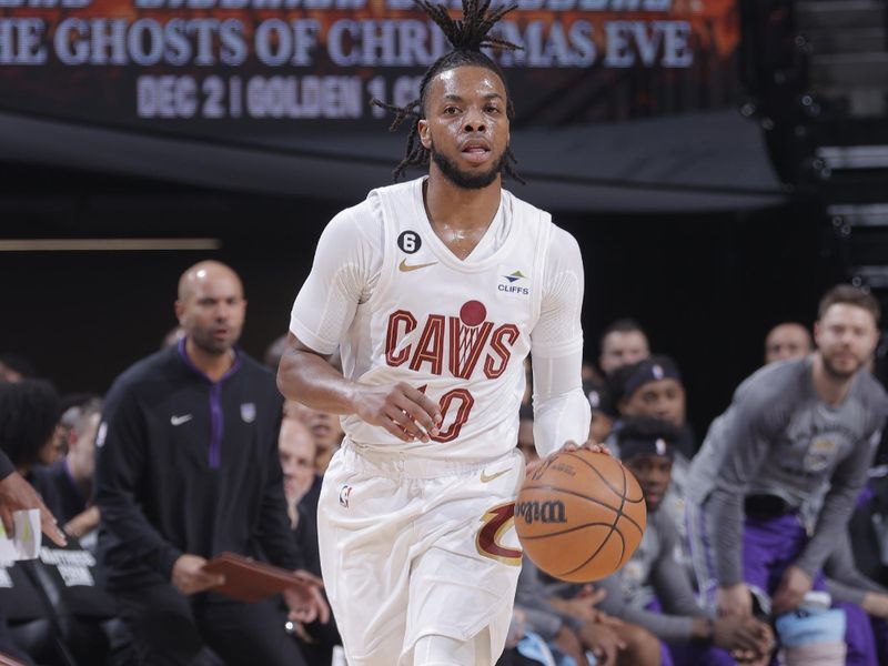 SACRAMENTO, CA - NOVEMBER 9: Darius Garland #10 of the Cleveland Cavaliers dribbles the ball during the game against the Sacramento Kings on November 9, 2022 at Golden 1 Center in Sacramento, California. NOTE TO USER: User expressly acknowledges and agrees that, by downloading and or using this Photograph, user is consenting to the terms and conditions of the Getty Images License Agreement. Mandatory Copyright Notice: Copyright 2022 NBAE (Photo by Rocky Widner/NBAE via Getty Images)