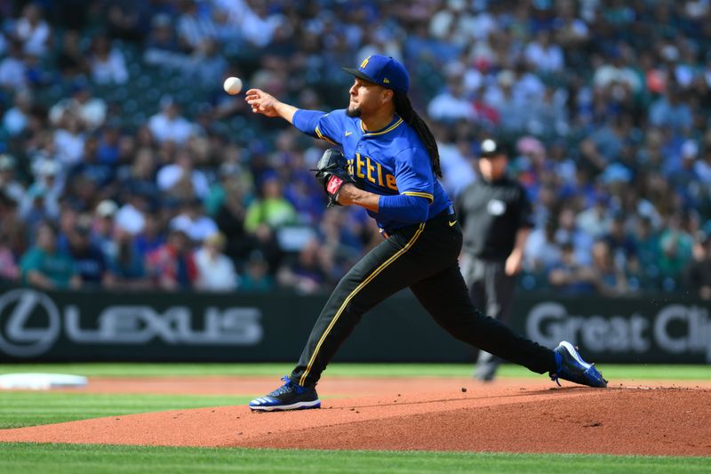 Aug 11, 2024; Seattle, Washington, USA; Seattle Mariners starting pitcher Luis Castillo (58) pitches to the New York Mets during the first inning at T-Mobile Park. Mandatory Credit: Steven Bisig-USA TODAY Sports